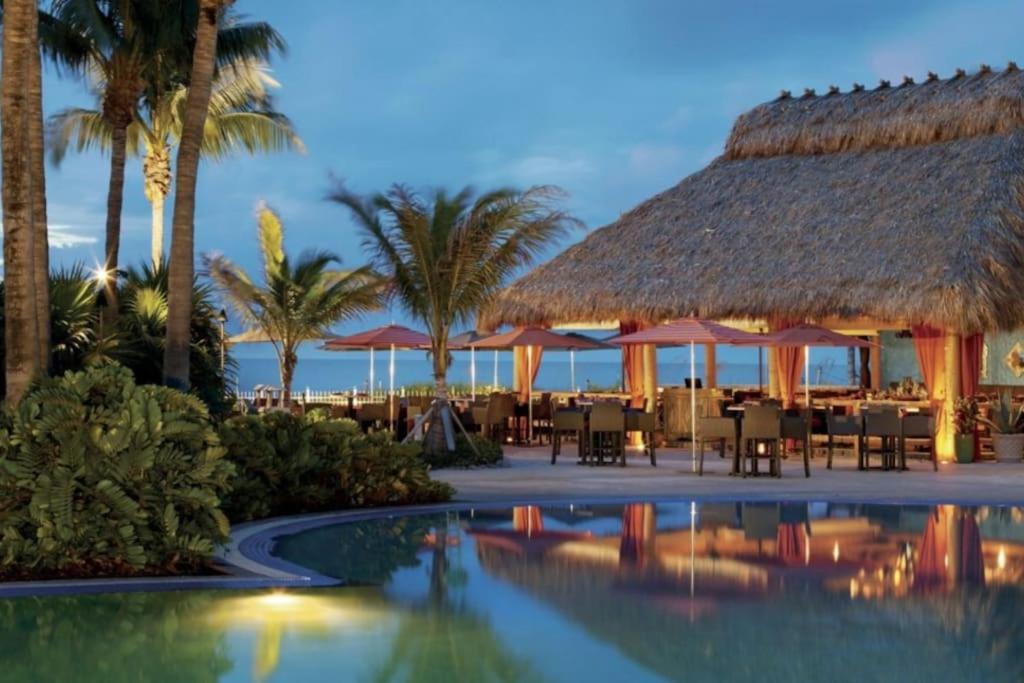 Stunning Studio Apartment Located At The Ritz Carlton-Key Biscayne マイアミ エクステリア 写真