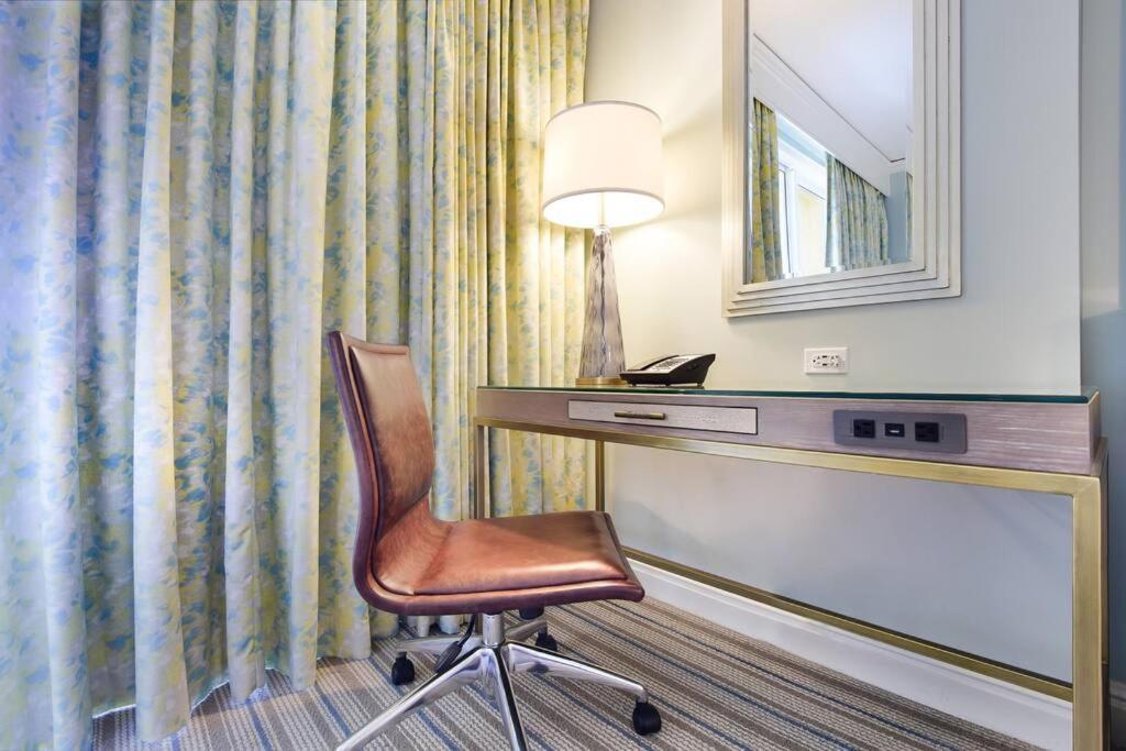 Stunning Studio Apartment Located At The Ritz Carlton-Key Biscayne マイアミ エクステリア 写真