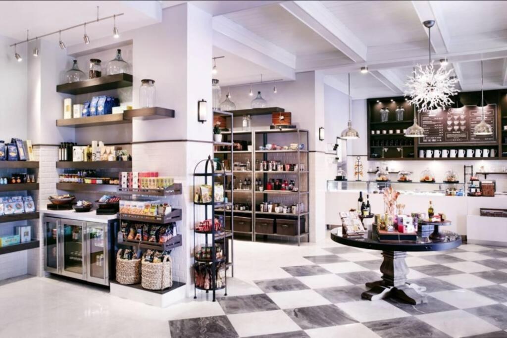 Stunning Studio Apartment Located At The Ritz Carlton-Key Biscayne マイアミ エクステリア 写真